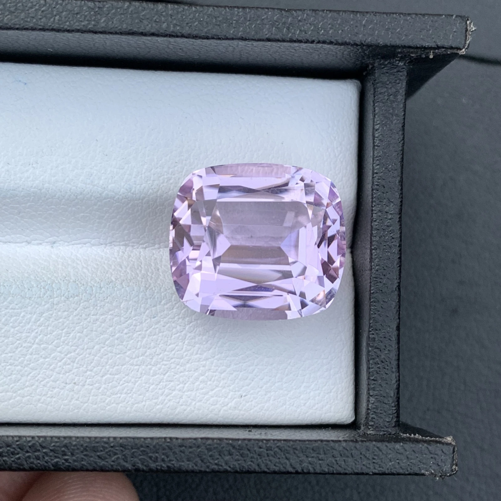 Natural Pink Kunzite 21.65 Carat Faceted Cushion Shape Loose Gemstone — view 5